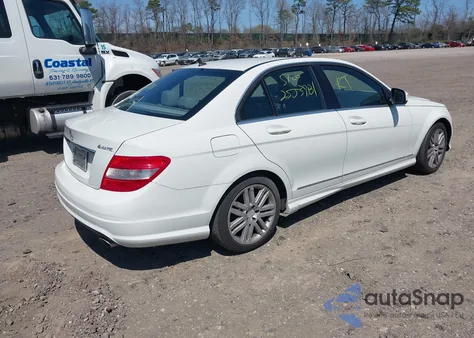 2008 Mercedes-Benz C 300 Luxury 4Matic/Sport 4Matic из США, поврежденный, VIN WDDGF81X68F062900
